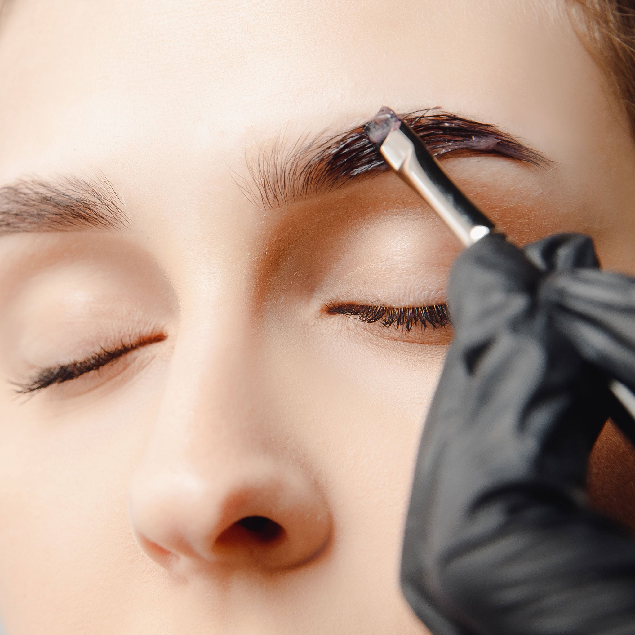Eyebrow Tinting